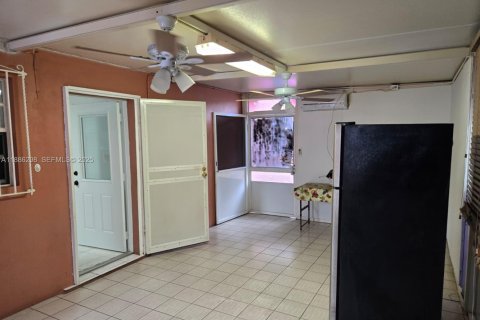 Снять в аренду виллу или дом в Хайалиа, Флорида 2 спальни, 422.71м2, № 1937326 - фото 23