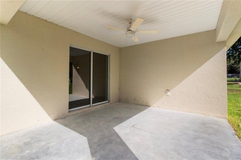 House in Dunnellon, Florida 3 bedrooms, 147.44 sq.m. № 2403716 - photo 28