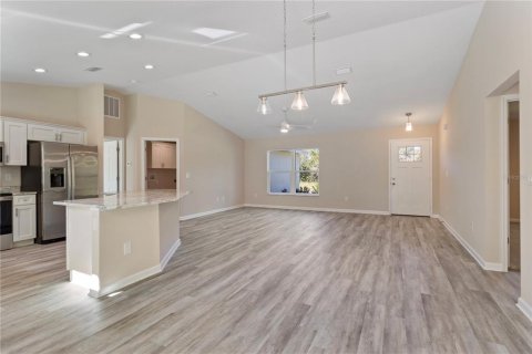 House in Dunnellon, Florida 3 bedrooms, 147.44 sq.m. № 2403716 - photo 27