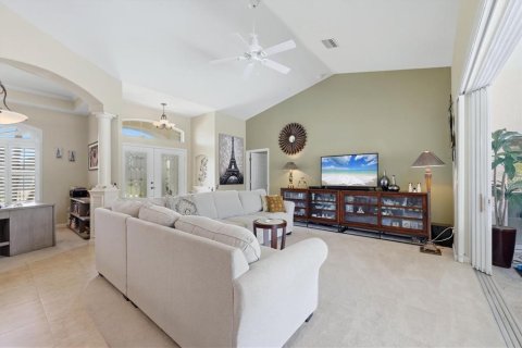 House in Port Charlotte, Florida 3 bedrooms, 175.68 sq.m. № 2103081 - photo 9