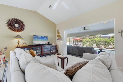 House in Port Charlotte, Florida 3 bedrooms, 175.68 sq.m. № 2103081 - photo 8