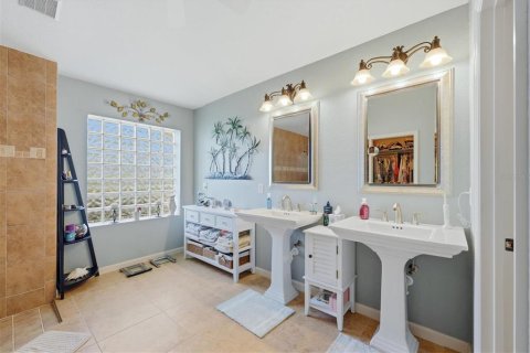 House in Port Charlotte, Florida 3 bedrooms, 175.68 sq.m. № 2103081 - photo 20