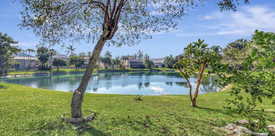 Casa en Boca Raton, Florida 3 dormitorios, 176.14 m2 № 1216296