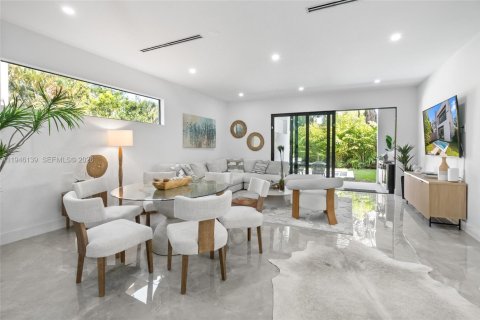 Touwnhouse à louer à Fort Lauderdale, Floride: 4 chambres, 227.98 m2 № 2002555 - photo 12