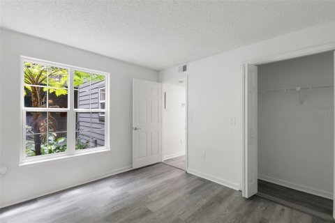 Condo in Clearwater, Florida, 2 bedrooms  № 1688508 - photo 8