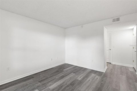 Condo in Clearwater, Florida, 2 bedrooms  № 1688508 - photo 3