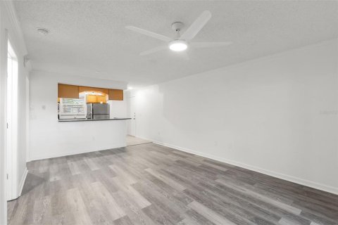 Condo in Clearwater, Florida, 2 bedrooms  № 1688508 - photo 23