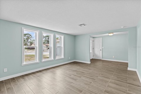 Villa ou maison à vendre à Hudson, Floride: 2 chambres, 154.4 m2 № 2139256 - photo 18