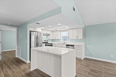 Villa ou maison à vendre à Hudson, Floride: 2 chambres, 154.4 m2 № 2139256 - photo 28