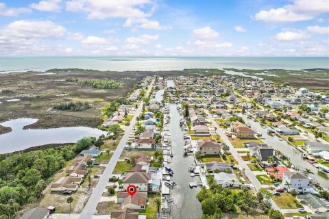 Villa ou maison à vendre à Hudson, Floride: 2 chambres, 154.4 m2 № 2139256 - photo 14