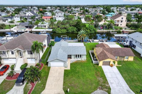 Villa ou maison à vendre à Hudson, Floride: 2 chambres, 154.4 m2 № 2139256 - photo 5