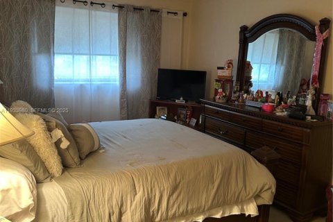 Condo in Pompano Beach, Florida, 1 bedroom  № 1992253 - photo 7