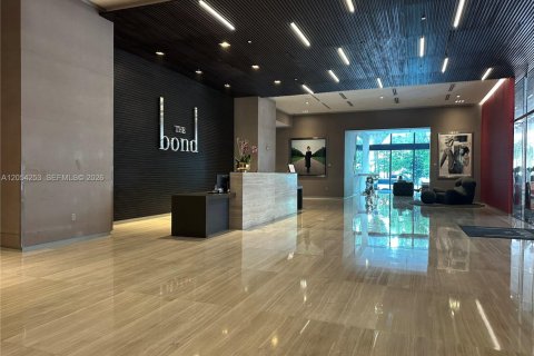 Condo in Miami, Florida, 1 bedroom  № 2152427 - photo 11