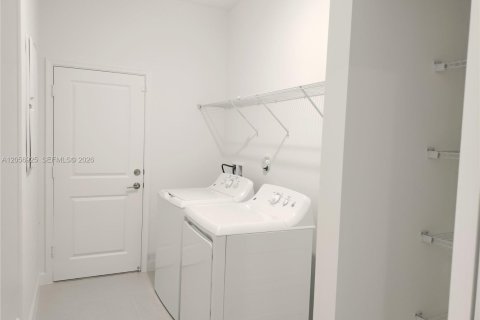 Adosado en alquiler en Loxahatchee Groves, Florida, 3 dormitorios, 163.23 m2 № 2168500 - foto 8