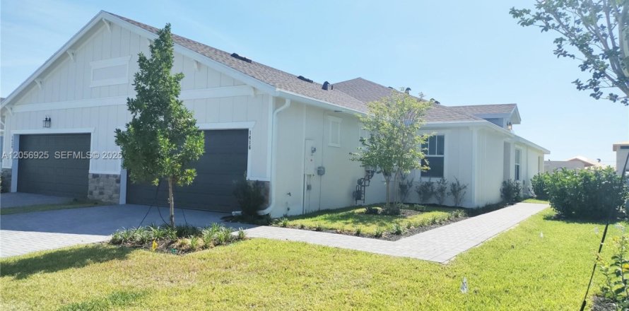 Adosado en Loxahatchee Groves, Florida 3 dormitorios, 163.23 m2 № 2168500