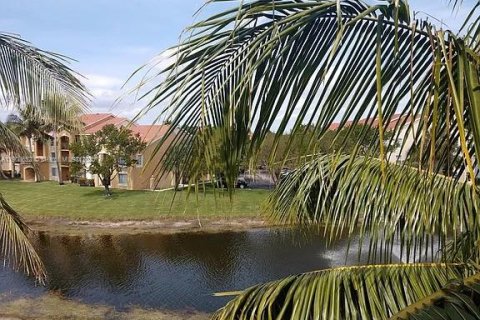 Copropriété à louer à West Palm Beach, Floride: 1 chambre № 1968045 - photo 2