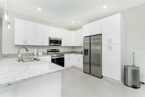 House in North Port, Florida 3 bedrooms, 135.36 sq.m. № 1516029 - photo 18