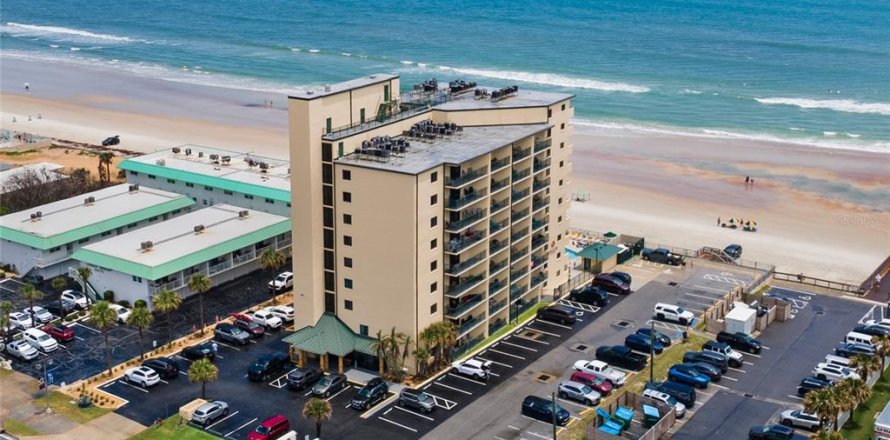 Condominio en Daytona Beach Shores, Florida, 1 dormitorio  № 2113781