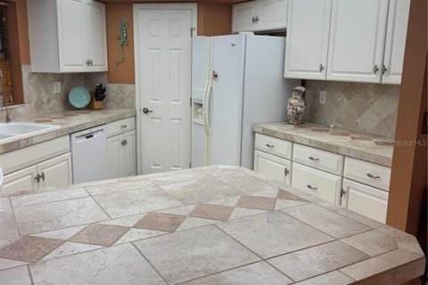 Copropriété à louer à Punta Gorda, Floride: 2 chambres, 130.53 m2 № 2136313 - photo 5