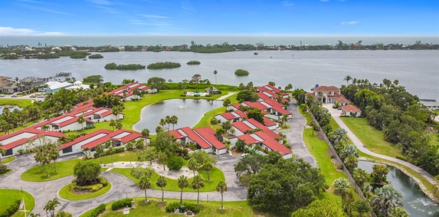 Condominio en Osprey, Florida, 2 dormitorios  № 2207804