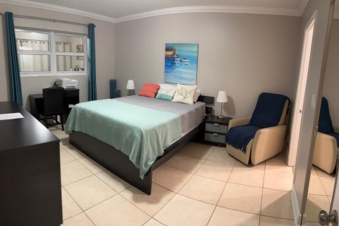 Condominio en venta en Lauderdale Lakes, Florida, 1 dormitorio, 63.55 m2 № 2261258 - foto 18
