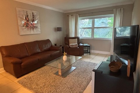 Condominio en venta en Lauderdale Lakes, Florida, 1 dormitorio, 63.55 m2 № 2261258 - foto 10
