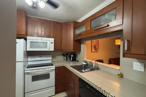 Condominio en venta en Lauderdale Lakes, Florida, 1 dormitorio, 63.55 m2 № 2261258 - foto 4