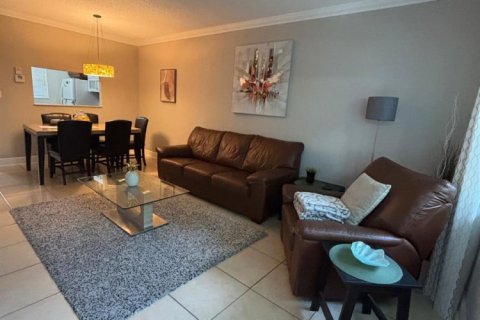 Condominio en venta en Lauderdale Lakes, Florida, 1 dormitorio, 63.55 m2 № 2261258 - foto 8