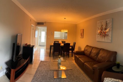 Condominio en venta en Lauderdale Lakes, Florida, 1 dormitorio, 63.55 m2 № 2261258 - foto 6
