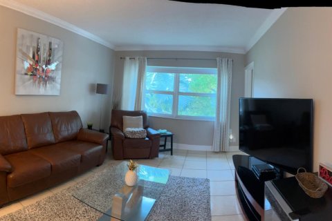 Condominio en venta en Lauderdale Lakes, Florida, 1 dormitorio, 63.55 m2 № 2261258 - foto 11