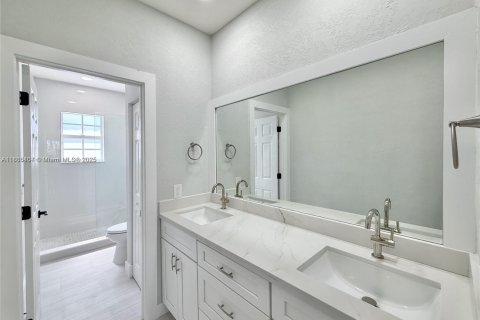 Touwnhouse à vendre à Pembroke Pines, Floride: 3 chambres, 133.97 m2 № 1896469 - photo 14