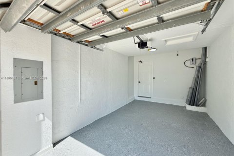 Touwnhouse à vendre à Pembroke Pines, Floride: 3 chambres, 133.97 m2 № 1896469 - photo 20