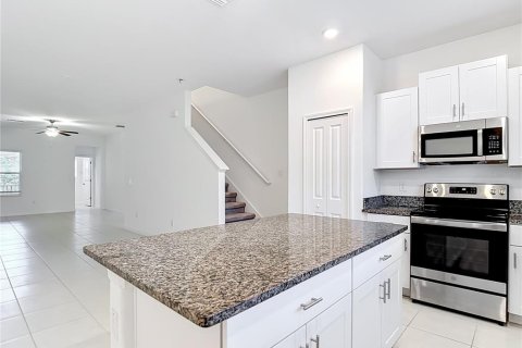 Touwnhouse à vendre à Tampa, Floride: 2 chambres, 161 m2 № 2232202 - photo 5