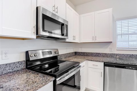 Touwnhouse à vendre à Tampa, Floride: 2 chambres, 161 m2 № 2232202 - photo 9