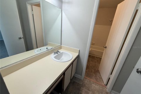 Touwnhouse à louer à Orlando, Floride: 3 chambres, 154.22 m2 № 2410507 - photo 11
