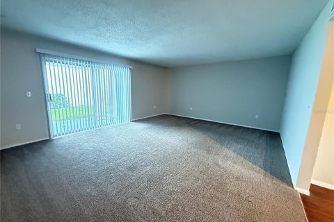 Touwnhouse à louer à Orlando, Floride: 3 chambres, 154.22 m2 № 2410507 - photo 5
