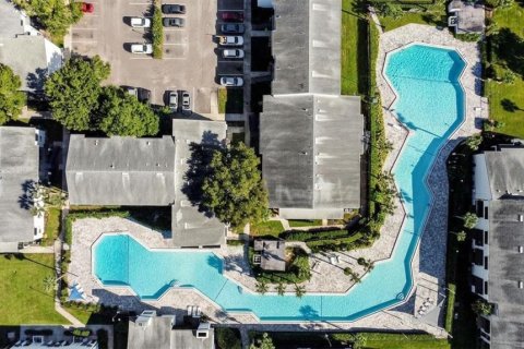 Touwnhouse à louer à Orlando, Floride: 3 chambres, 154.22 m2 № 2410507 - photo 21