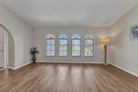 House in Port Charlotte, Florida 3 bedrooms, 210.98 sq.m. № 1858457 - photo 10