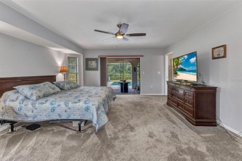 House in Port Charlotte, Florida 3 bedrooms, 210.98 sq.m. № 1858457 - photo 17
