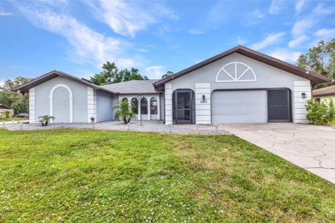 House in Port Charlotte, Florida 3 bedrooms, 210.98 sq.m. № 1858457 - photo 2