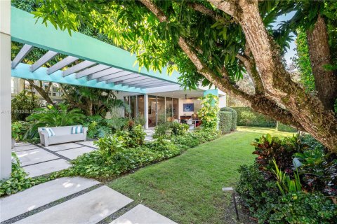 Купить виллу или дом в Майами, Флорида 6 спален, 400.69м2, № 1974828 - фото 6
