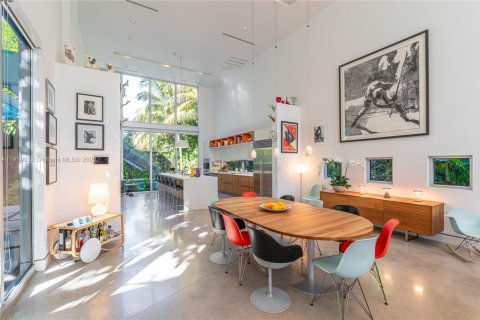 Купить виллу или дом в Майами, Флорида 6 спален, 400.69м2, № 1974828 - фото 18