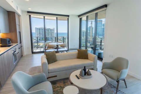 Condo in Miami Beach, Florida, 2 bedrooms  № 2249208 - photo 4