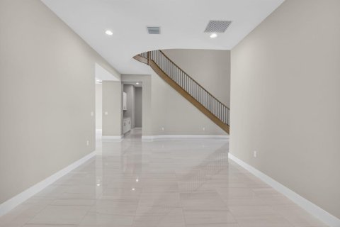 House in Boca Raton, Florida 5 bedrooms, 457.64 sq.m. № 2087068 - photo 14