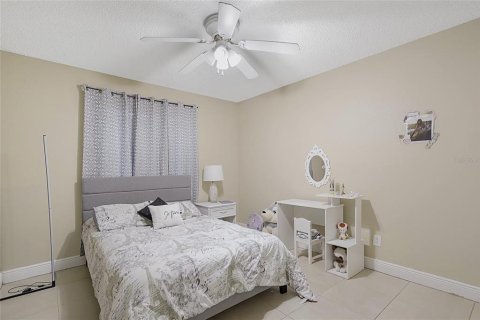 Condo in Orlando, Florida, 2 bedrooms  № 2148793 - photo 18