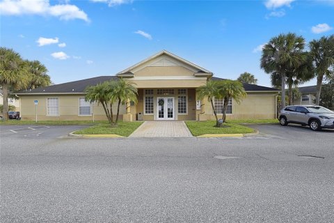 Condo in Orlando, Florida, 2 bedrooms  № 2148793 - photo 22