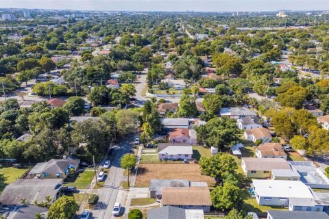 Terrain à vendre à Miami, Floride № 1972601 - photo 23