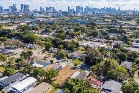 Terrain à vendre à Miami, Floride № 1972601 - photo 29