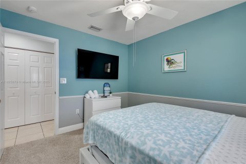 House in Key Largo, Florida 3 bedrooms, 125.42 sq.m. № 1792516 - photo 18