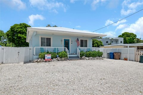 House in Key Largo, Florida 3 bedrooms, 125.42 sq.m. № 1792516 - photo 2
